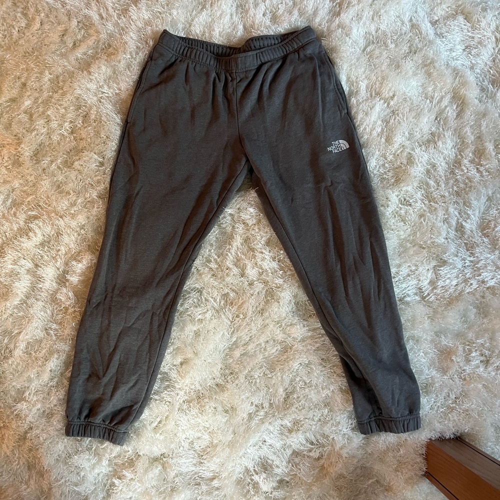 North face mens cuffed sweatpants.